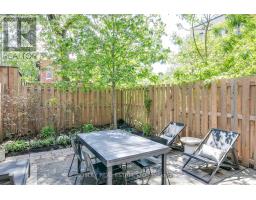 Th05 - 51 Paul Lane Gardens, Toronto, ON M5T2H6 Photo 17