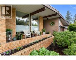 43 Cromwell Avenue NW - photo 4