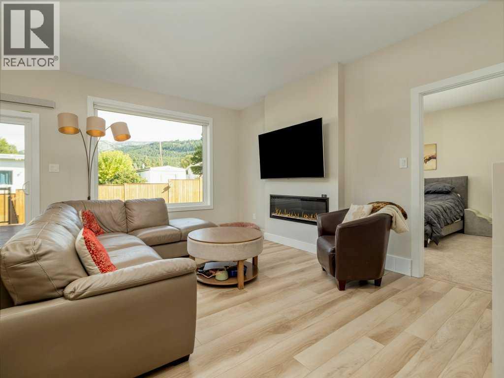 3022 225 Street - 25