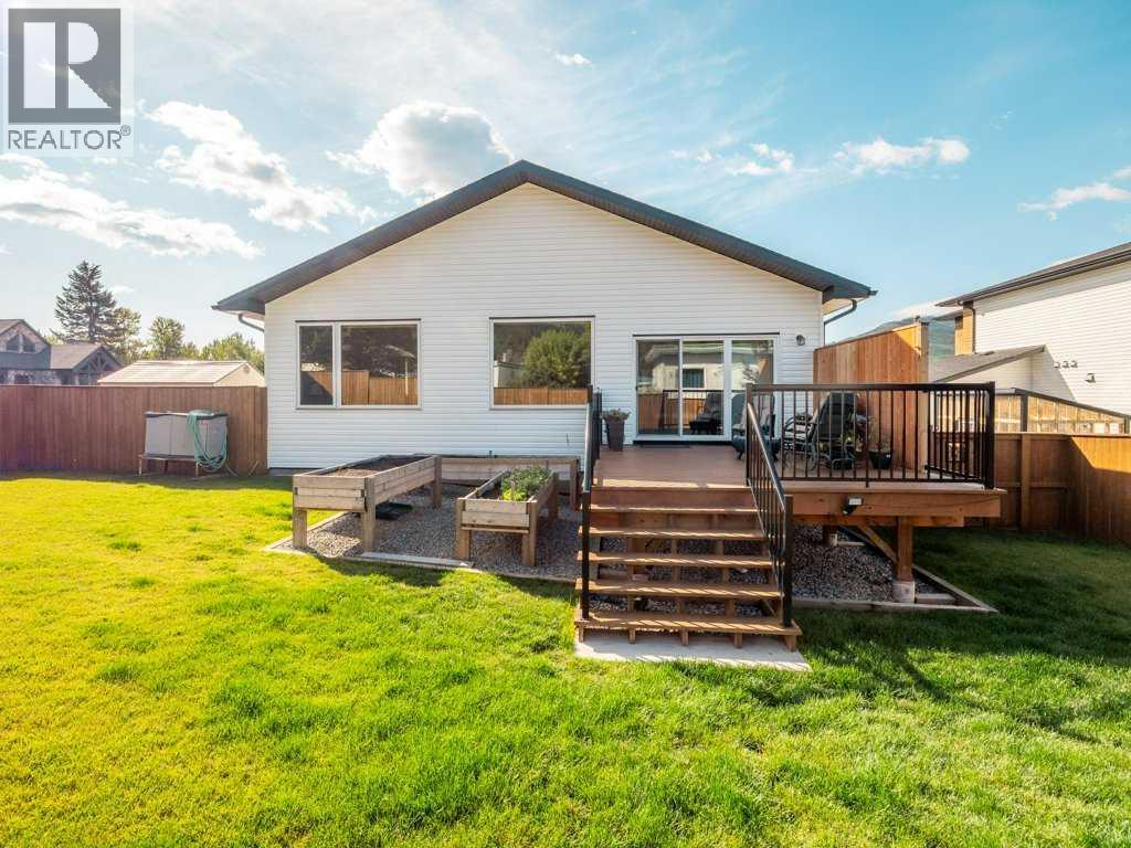 3022 225 Street - 36