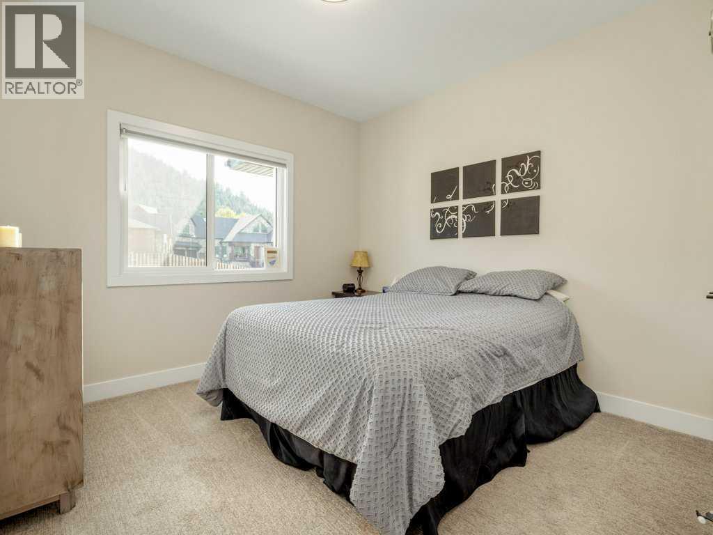 3022 225 Street - 13
