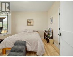 Kitchen - 3022 225 Street, Bellevue, AB T0K0C0 Photo 7