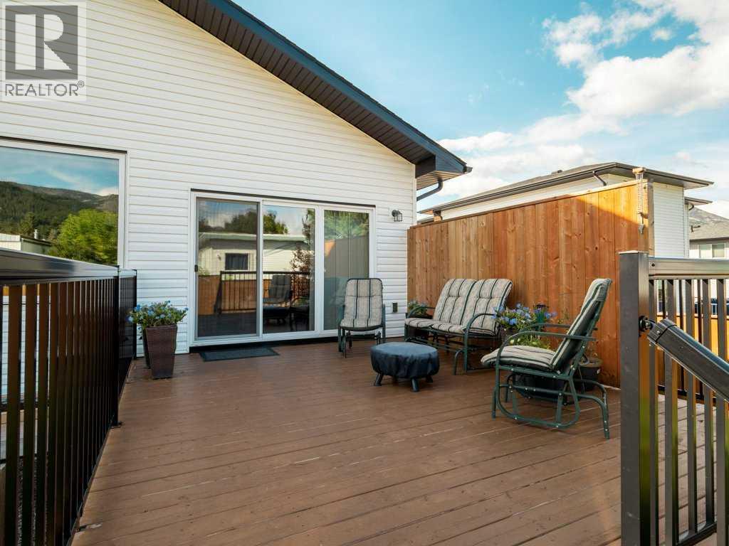 3022 225 Street - 39