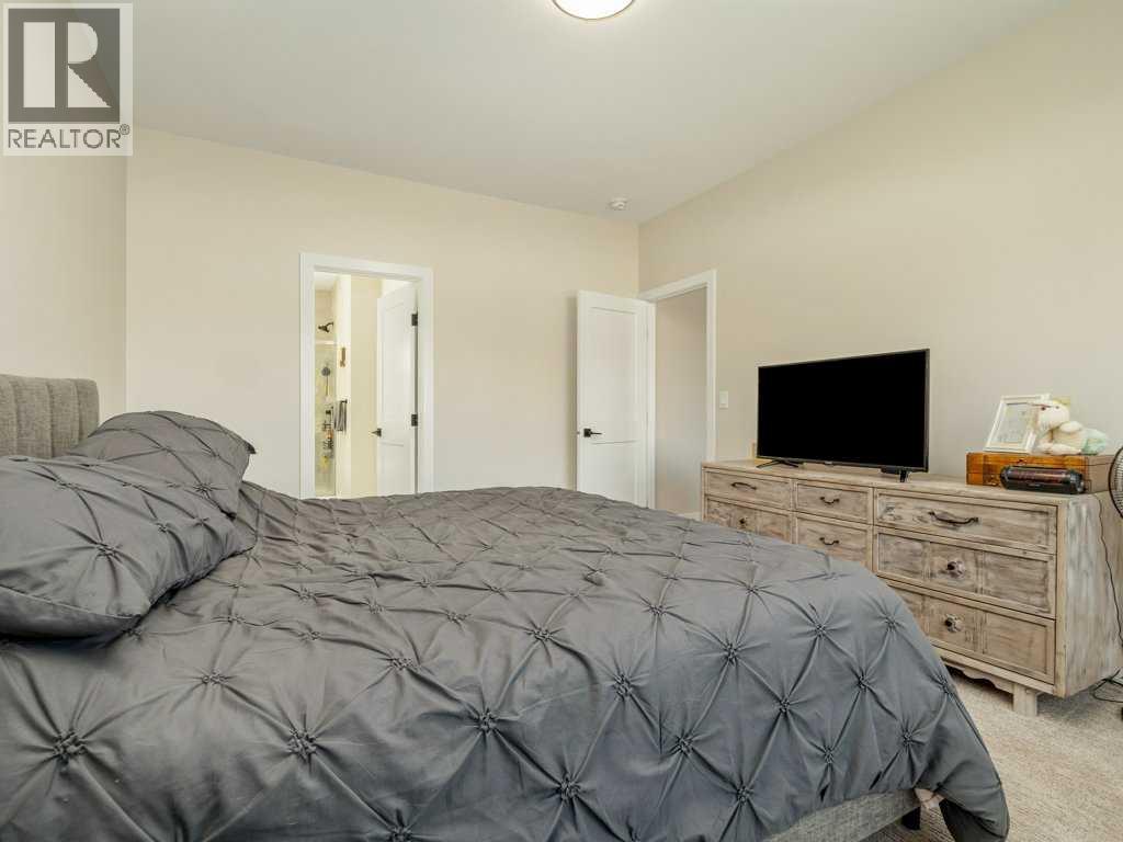 3022 225 Street - 31