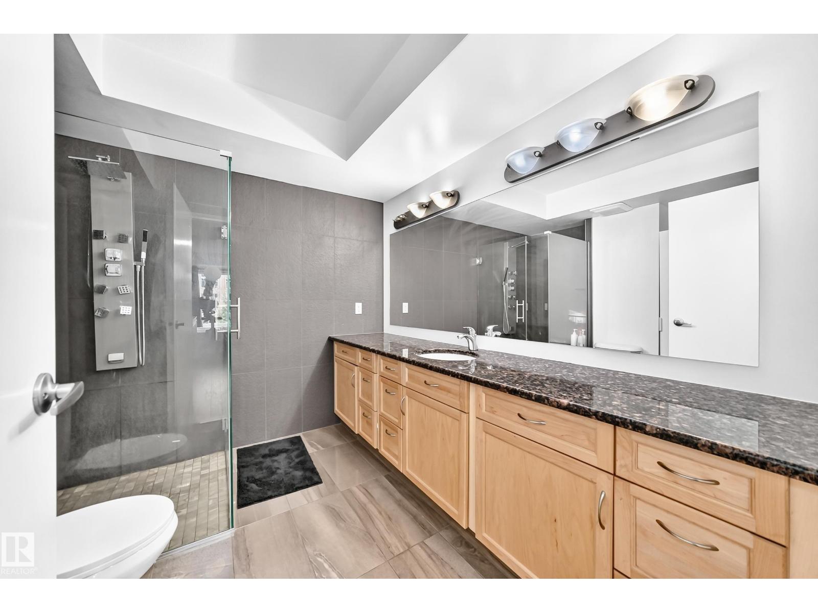 #303 10154 103 ST NW - 16