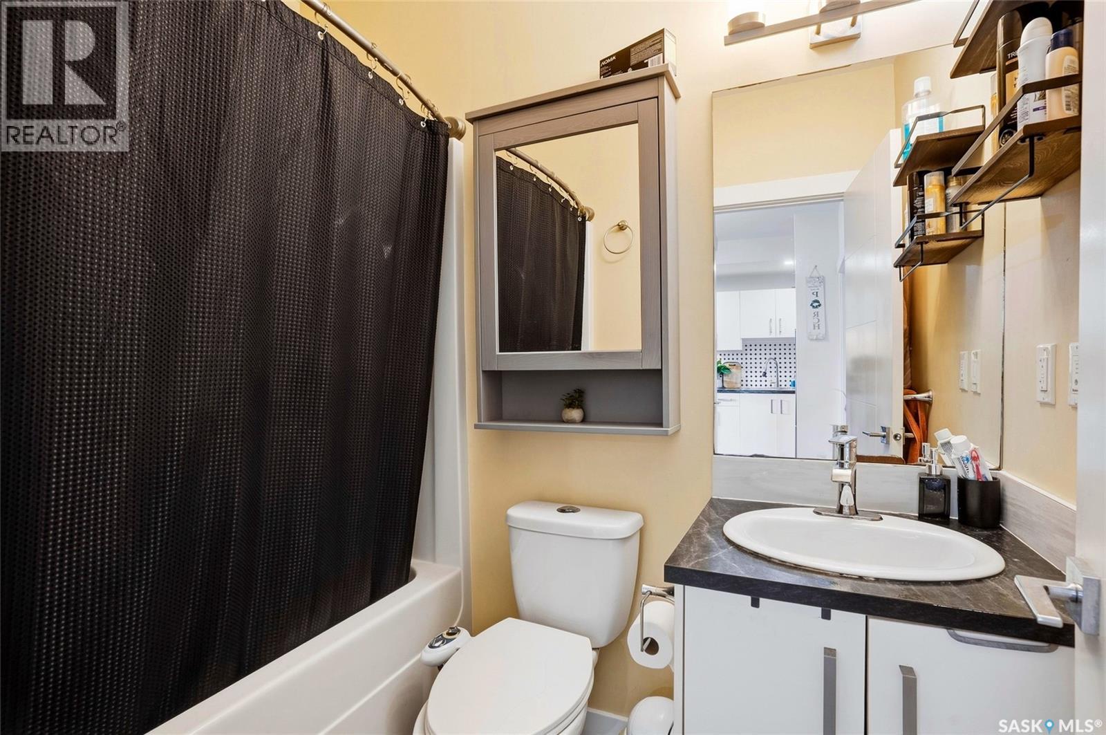 327 McArthur CRESCENT, Saskatoon — photo 33
