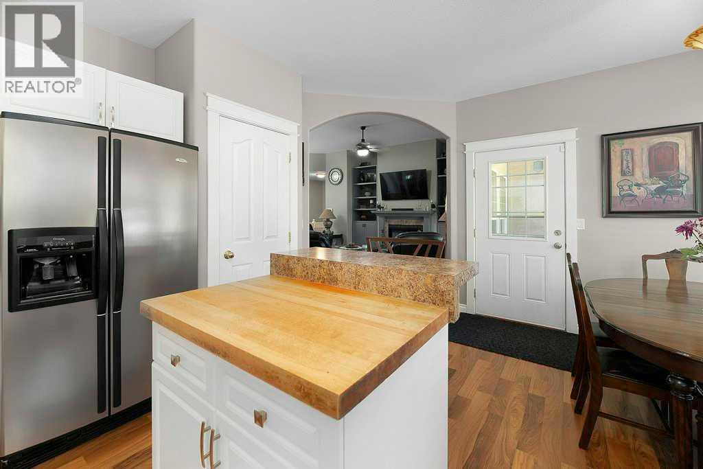 Listing photo – 12 Iron Wolf Ridge, Lacombe