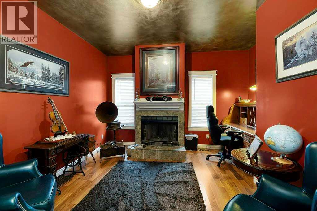 Listing photo – 12 Iron Wolf Ridge, Lacombe