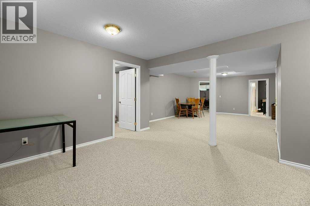 Listing photo – 12 Iron Wolf Ridge, Lacombe