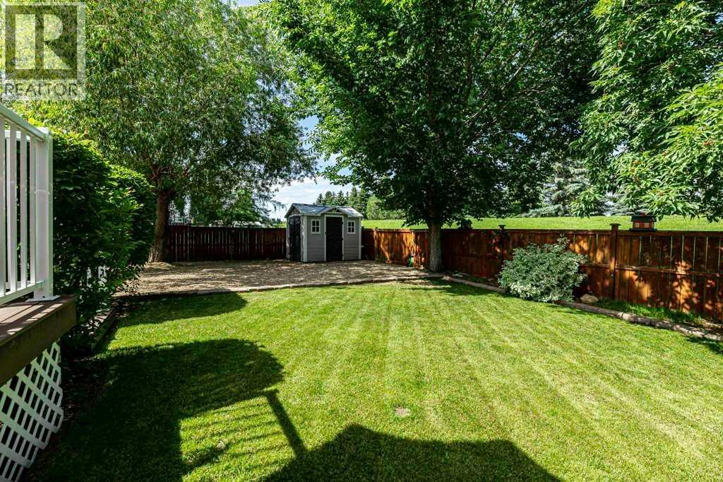 Listing photo – 12 Iron Wolf Ridge, Lacombe