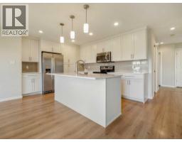 5pc Bathroom - 619 Mt Sundance Bay W, Lethbridge, AB T1J4S7 Photo 6