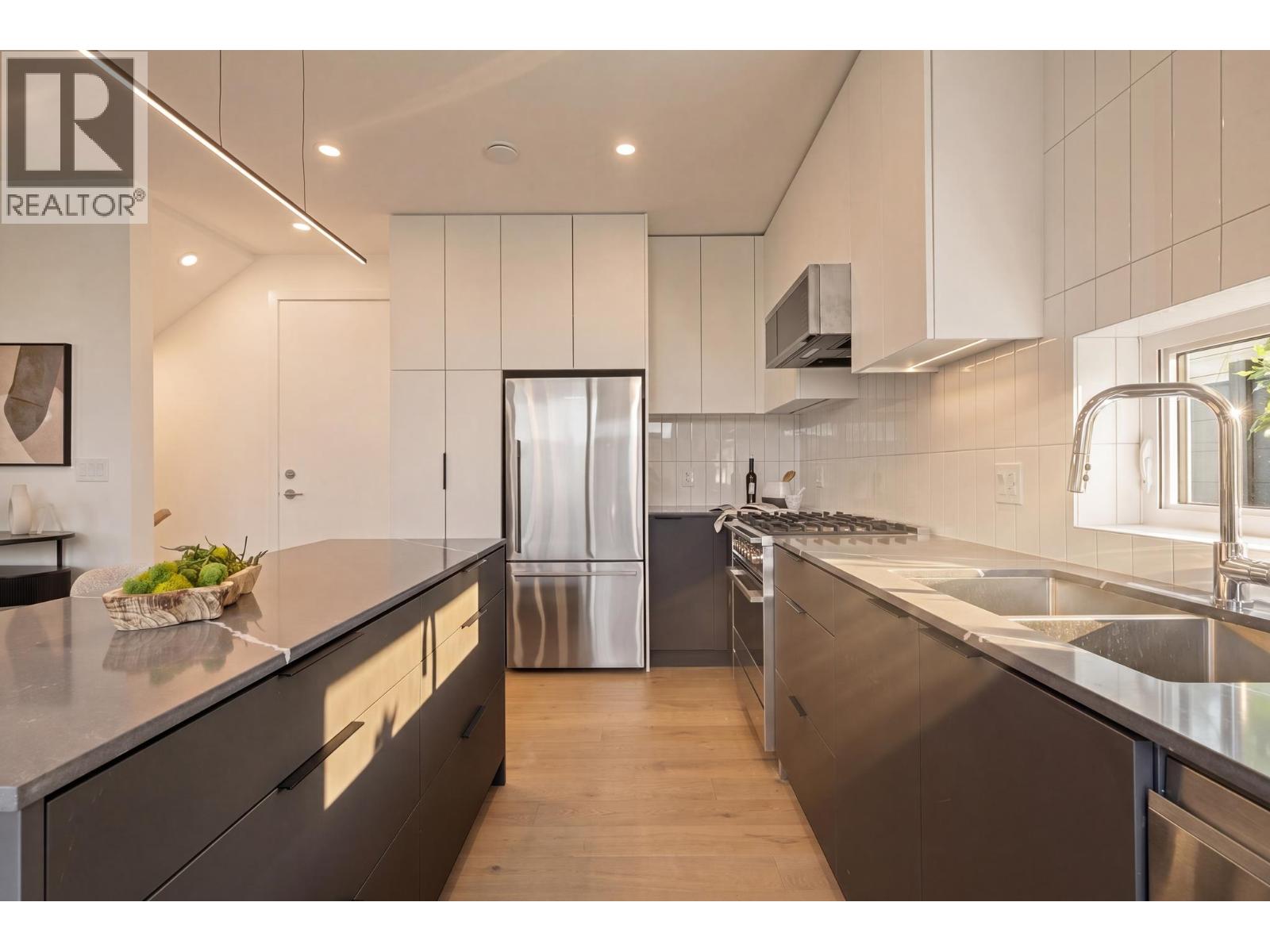 2796 CAMBRIDGE STREET, Vancouver