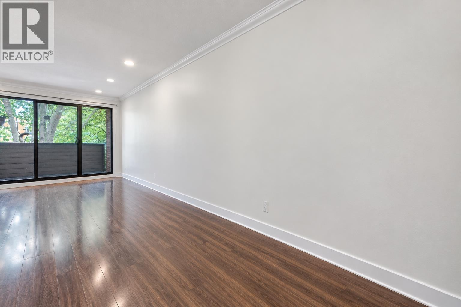 206 853 E 7 AVENUE, Vancouver