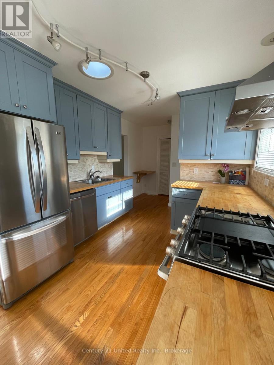 44 HAMILTON AVENUE - 17