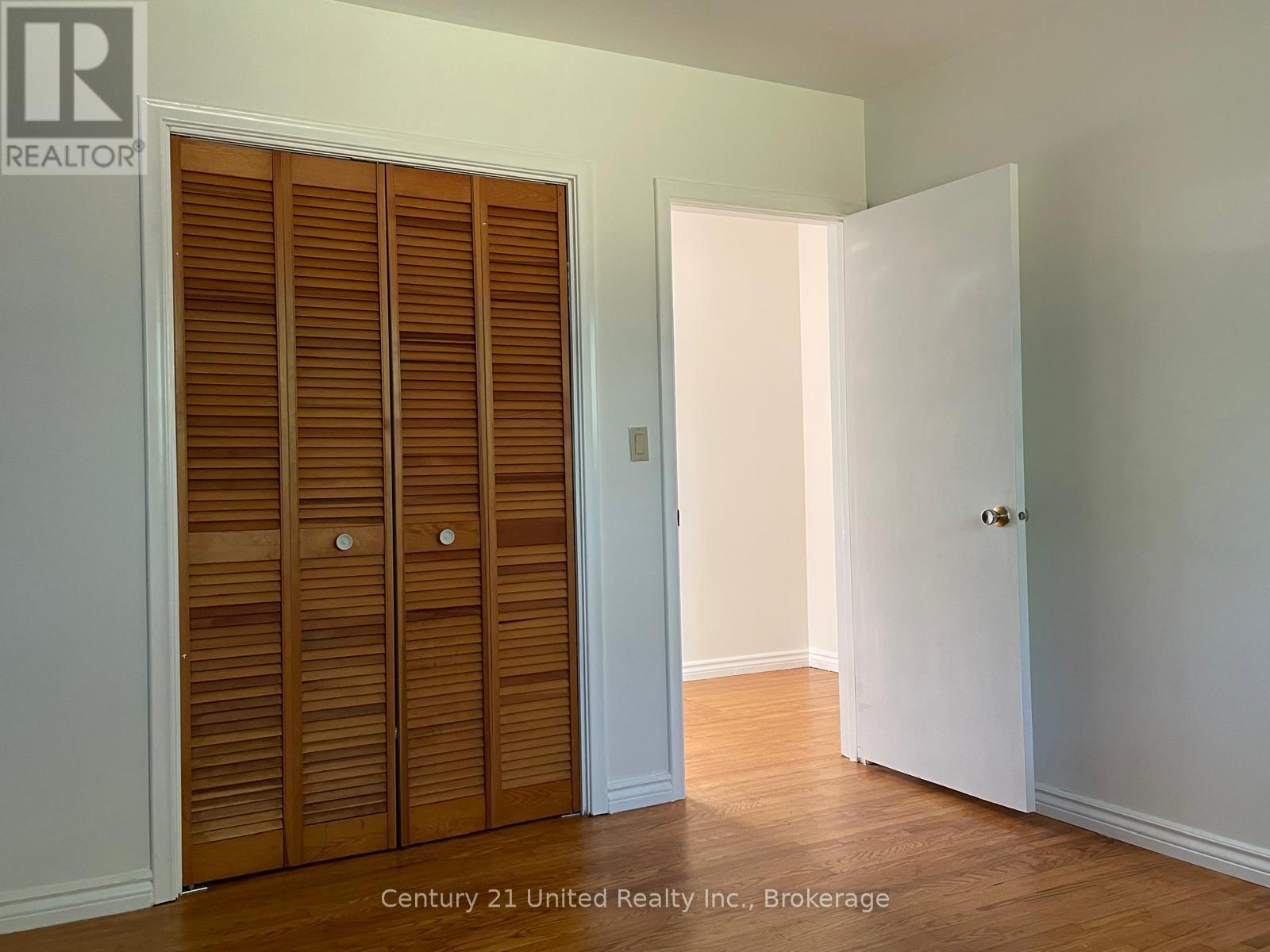 44 HAMILTON AVENUE - 25