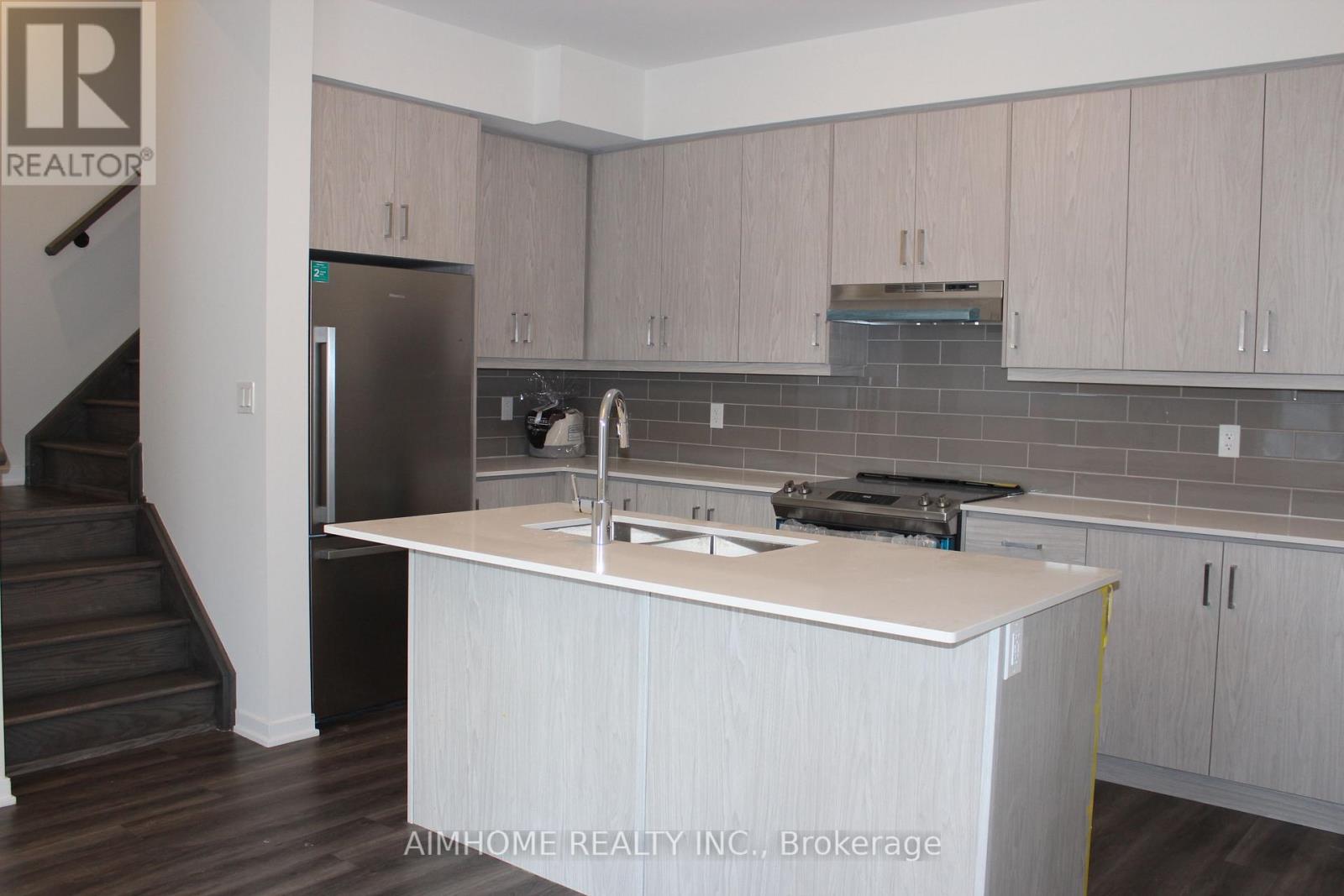 TH375 - 80 HONEYCRISP CRESCENT, Vaughan (Vaughan Corporate Centre) — photo 5
