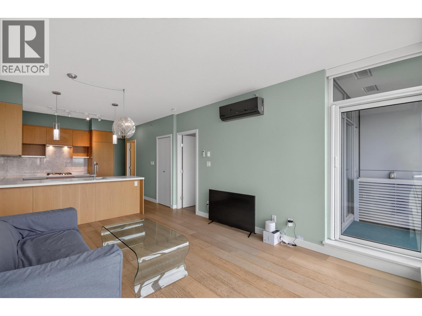 2006 6588 NELSON AVENUE, Burnaby