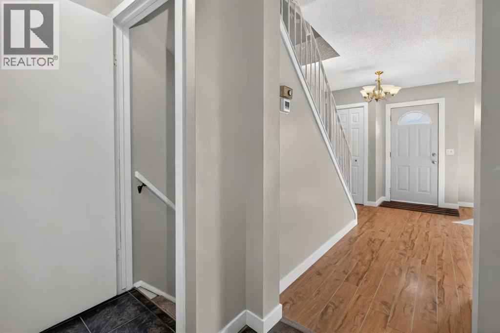 207 Penworth Drive SE - 9