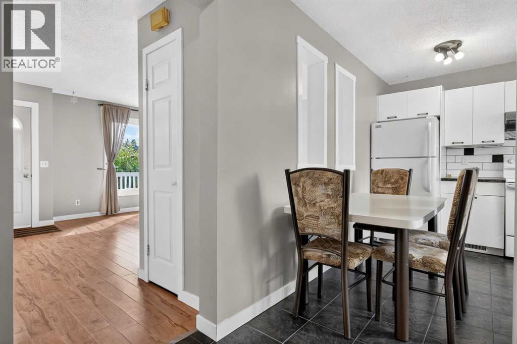 207 Penworth Drive SE - 10
