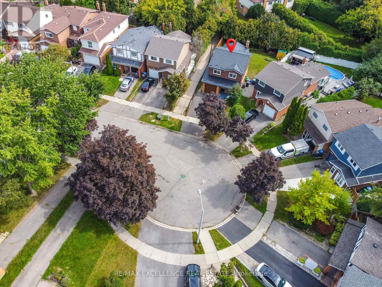 114 ELDERWOOD PLACE - 2