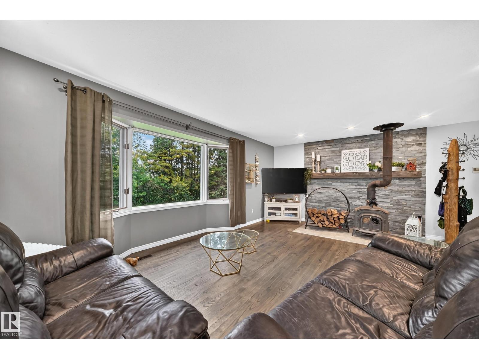 36 53504 Rge Rd 274 - 17