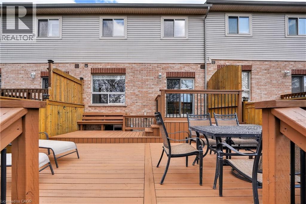 #11 8 LAKELAWN Road - Image 21