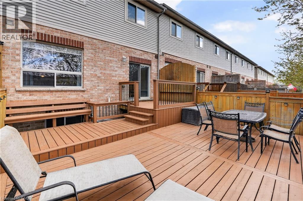 #11 8 LAKELAWN Road - Image 22