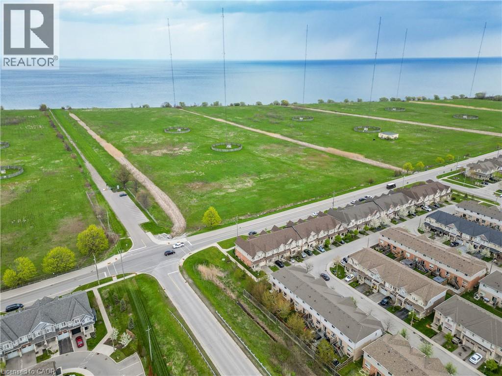 #11 8 LAKELAWN Road - Image 26