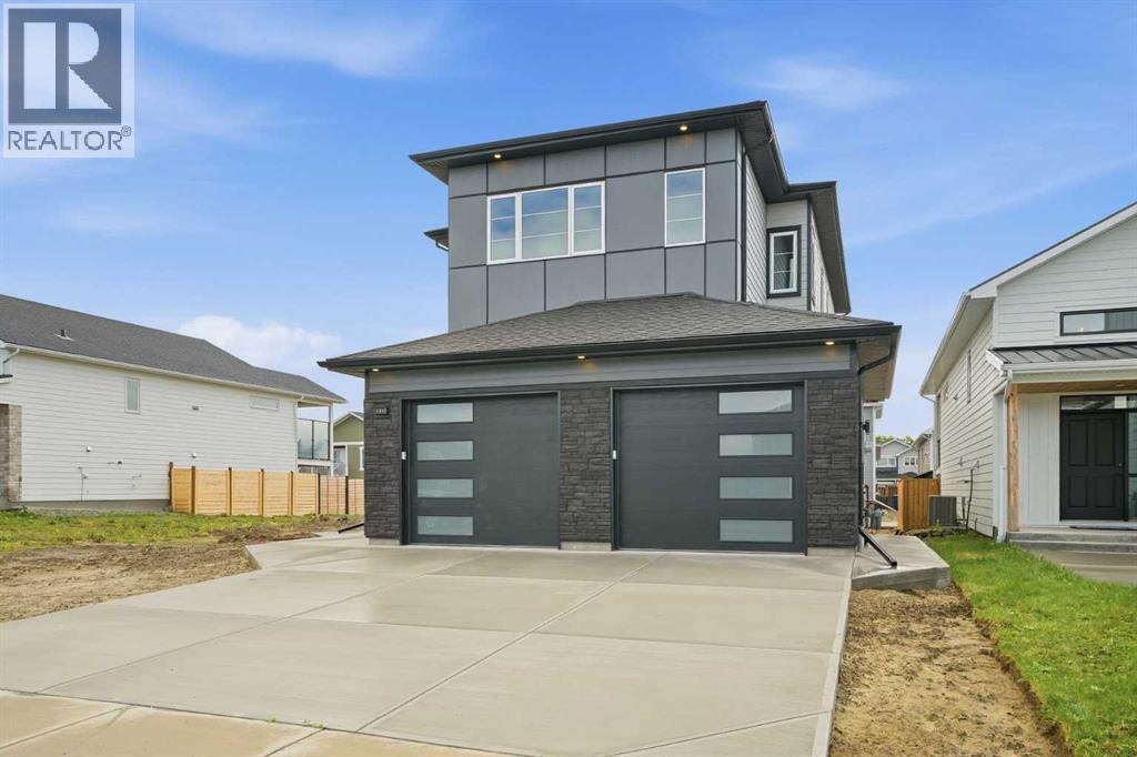 4566 40 Avenue S, Lethbridge — photo 3