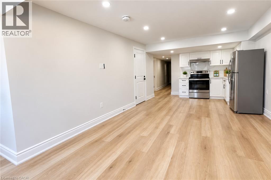 19 POINTER Street Unit# Bsmt#1 — photo 2