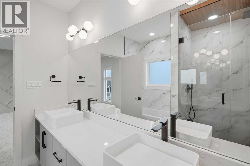 4566 40 Avenue S - 29