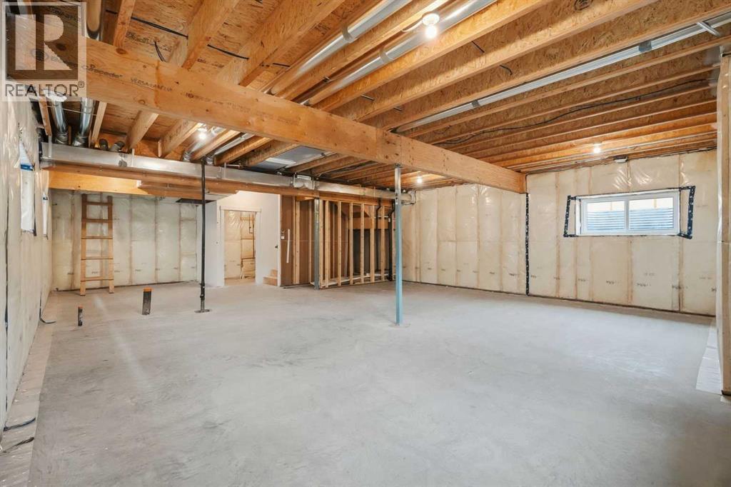 4566 40 Avenue S - Image 38