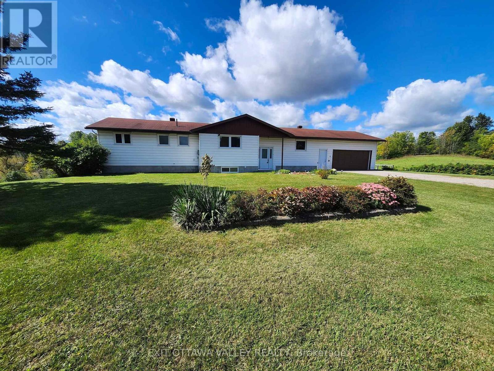 15267 17 HIGHWAY, Whitewater Region — photo 3