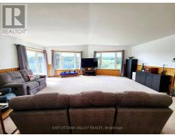 15267 17 Highway, Whitewater Region, ON K0J0A9 Photo 20