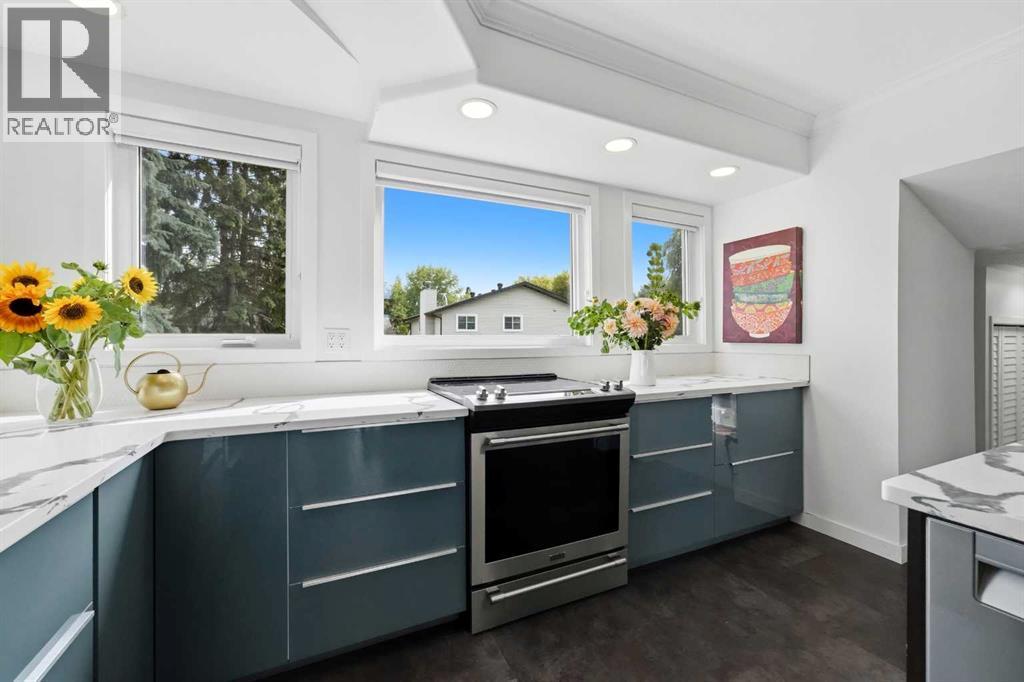 Listing photo – 39 Warwick Drive, Red Deer