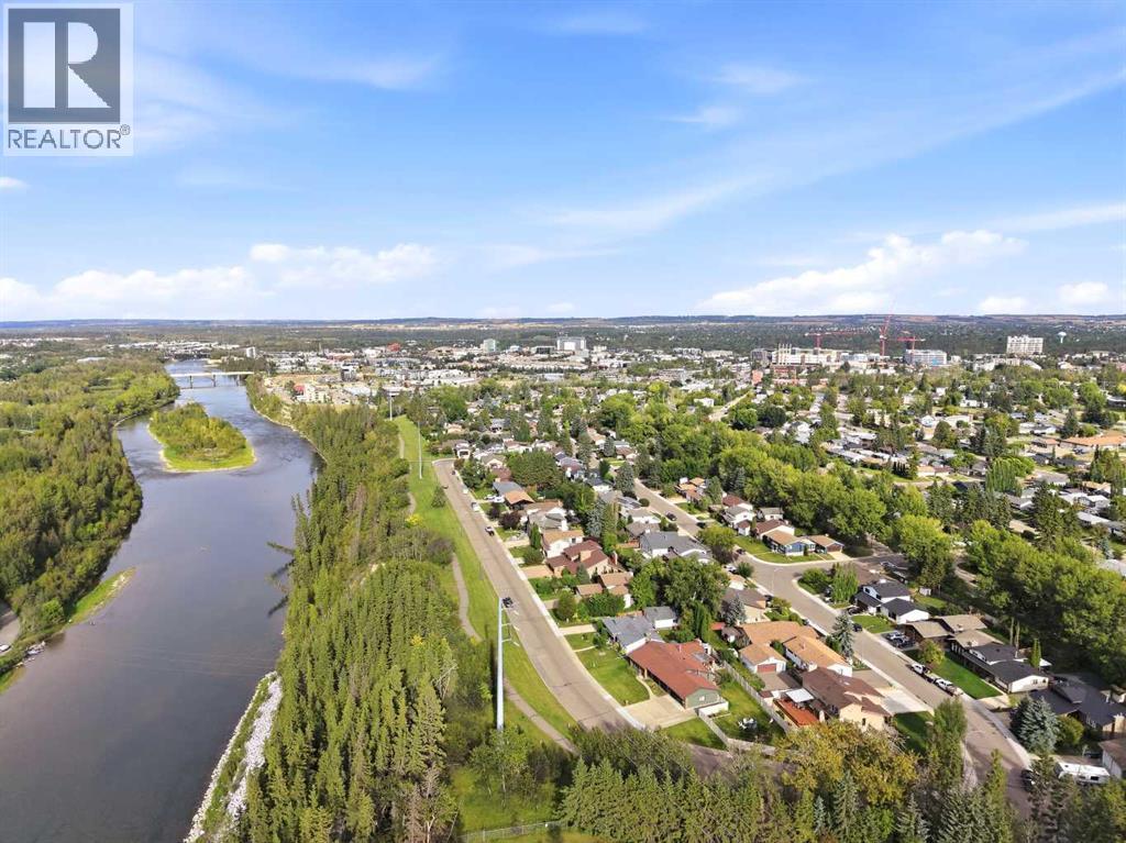 Listing photo – 39 Warwick Drive, Red Deer