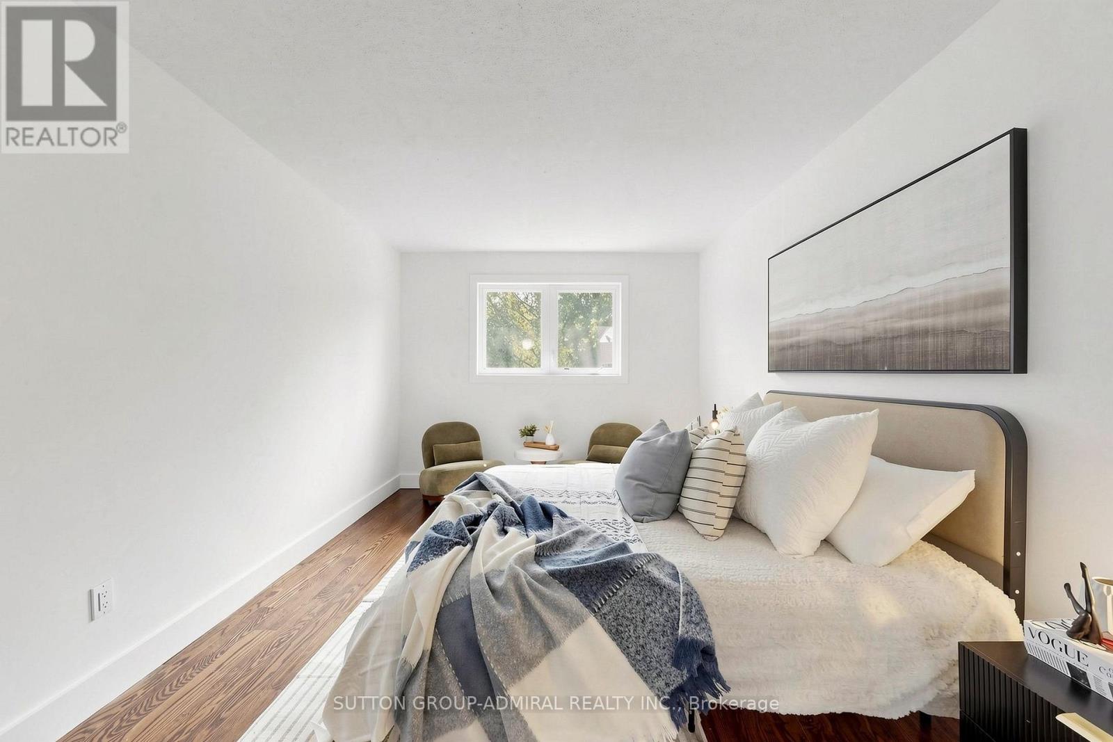 154 BAYWOOD COURT - 16