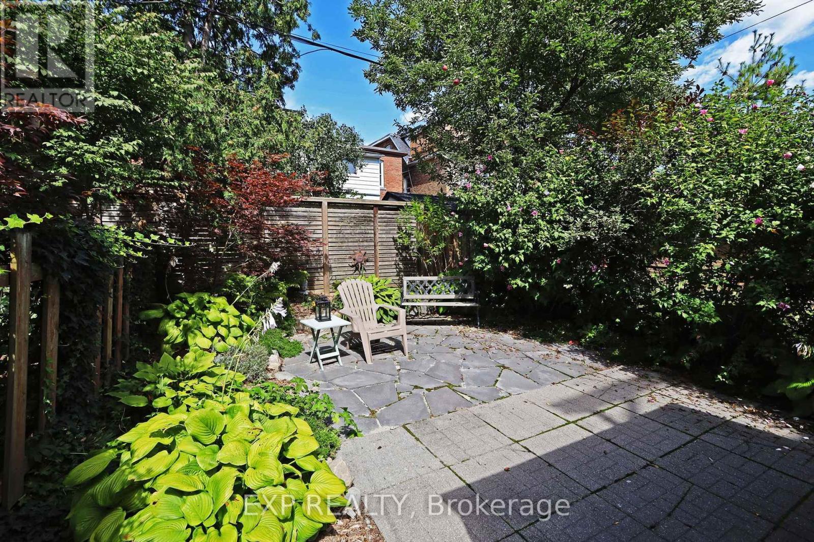 60 PARKDALE ROAD - 37