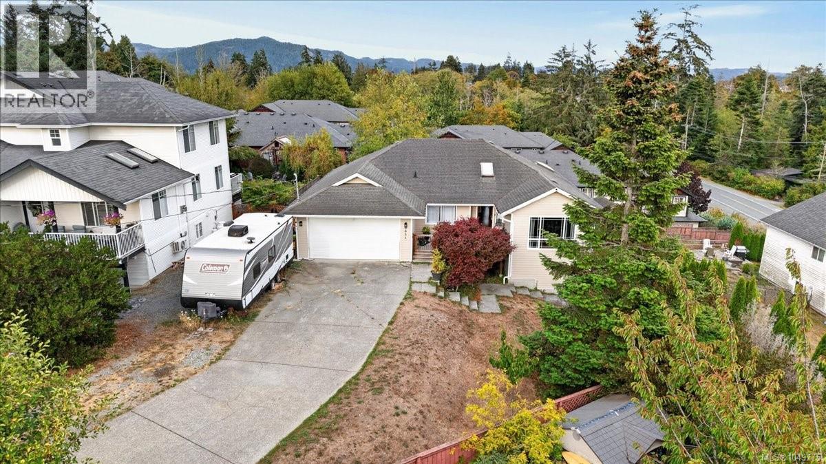 6851 Banner Rd, Sooke