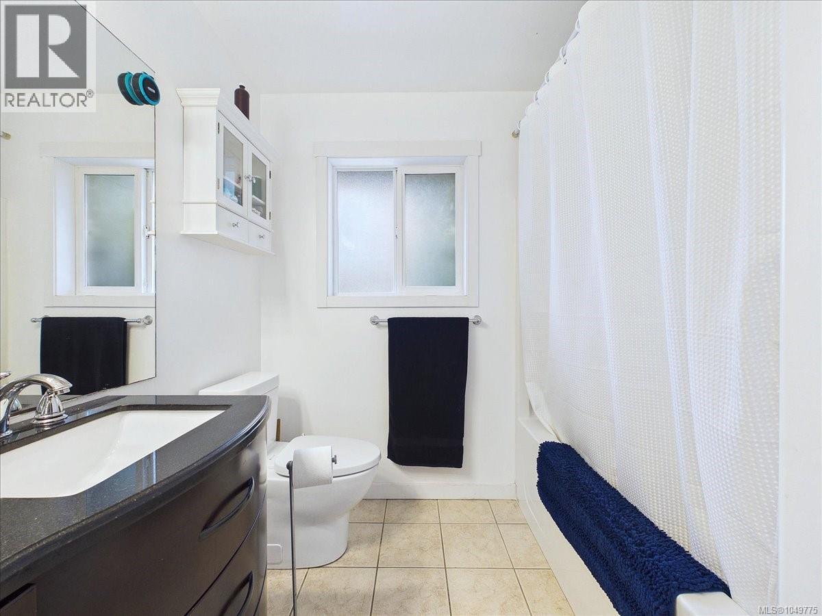 6851 Banner Rd, Sooke