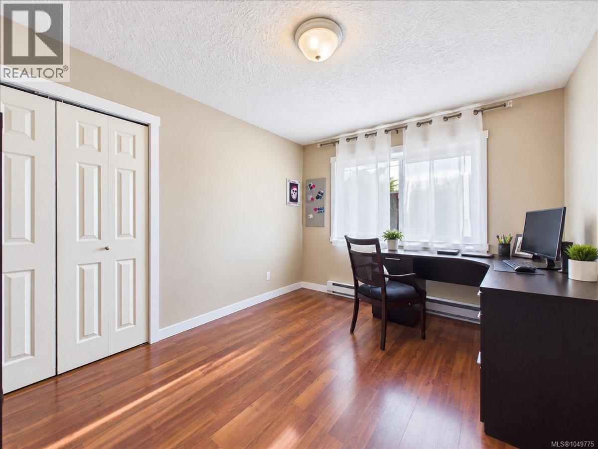 6851 Banner Rd, Sooke