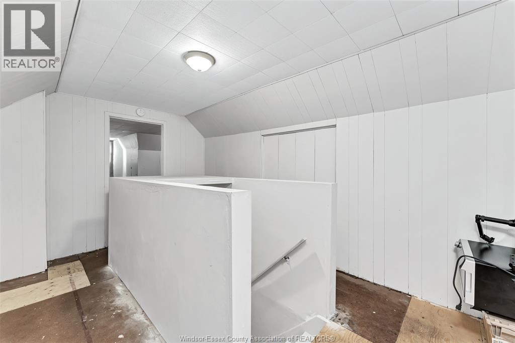 2322 BYNG ROAD - 18