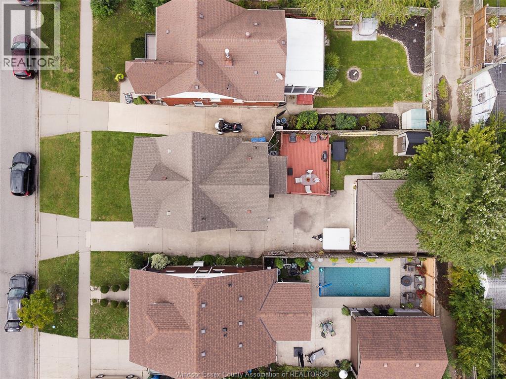 2322 BYNG ROAD - 35