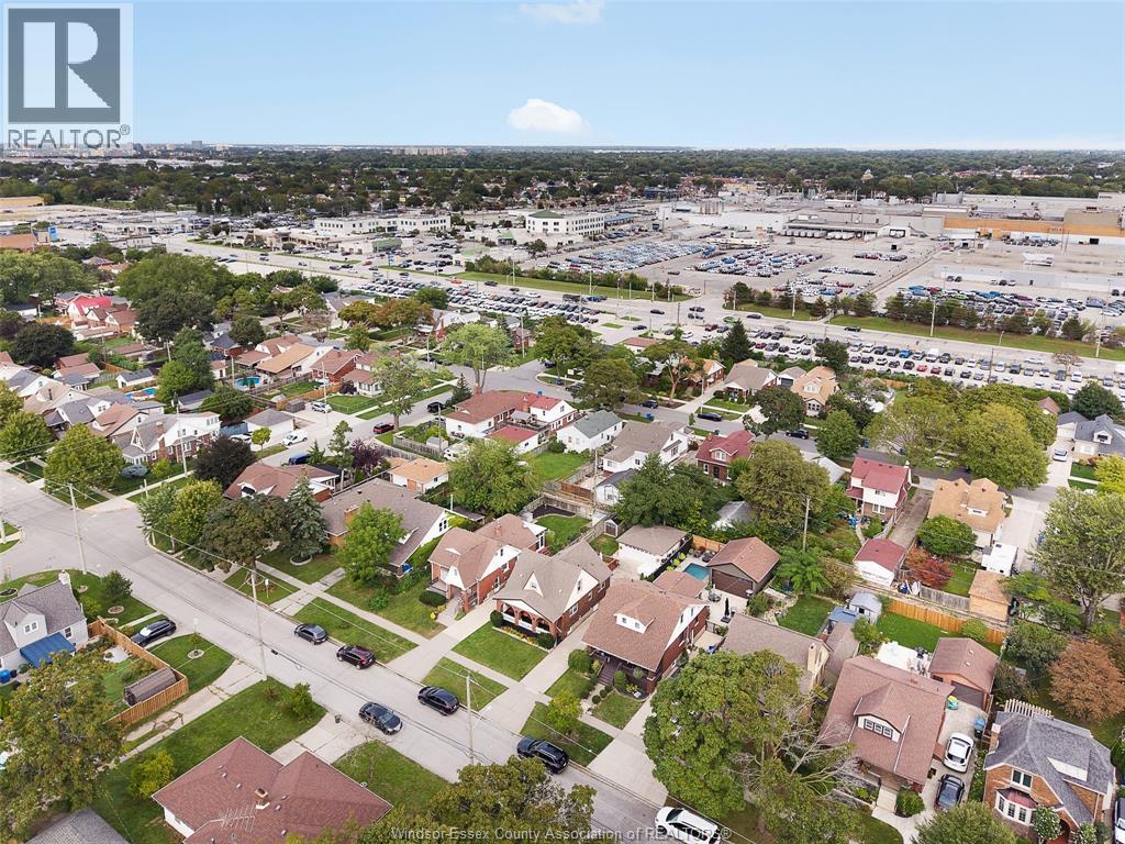 2322 BYNG ROAD - 36