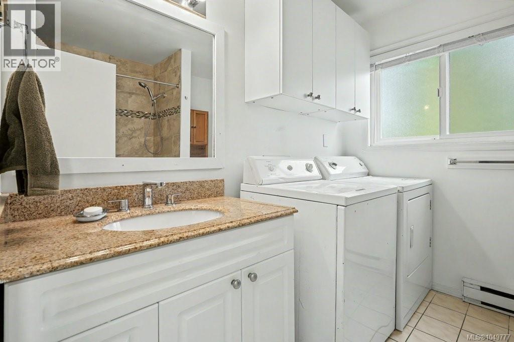 A 3370 Fulton Rd, Colwood
