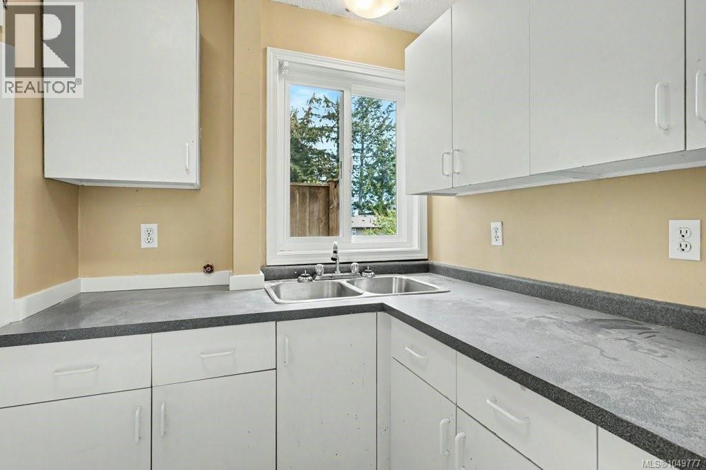A 3370 Fulton Rd, Colwood