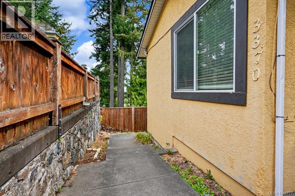 A 3370 Fulton Rd, Colwood