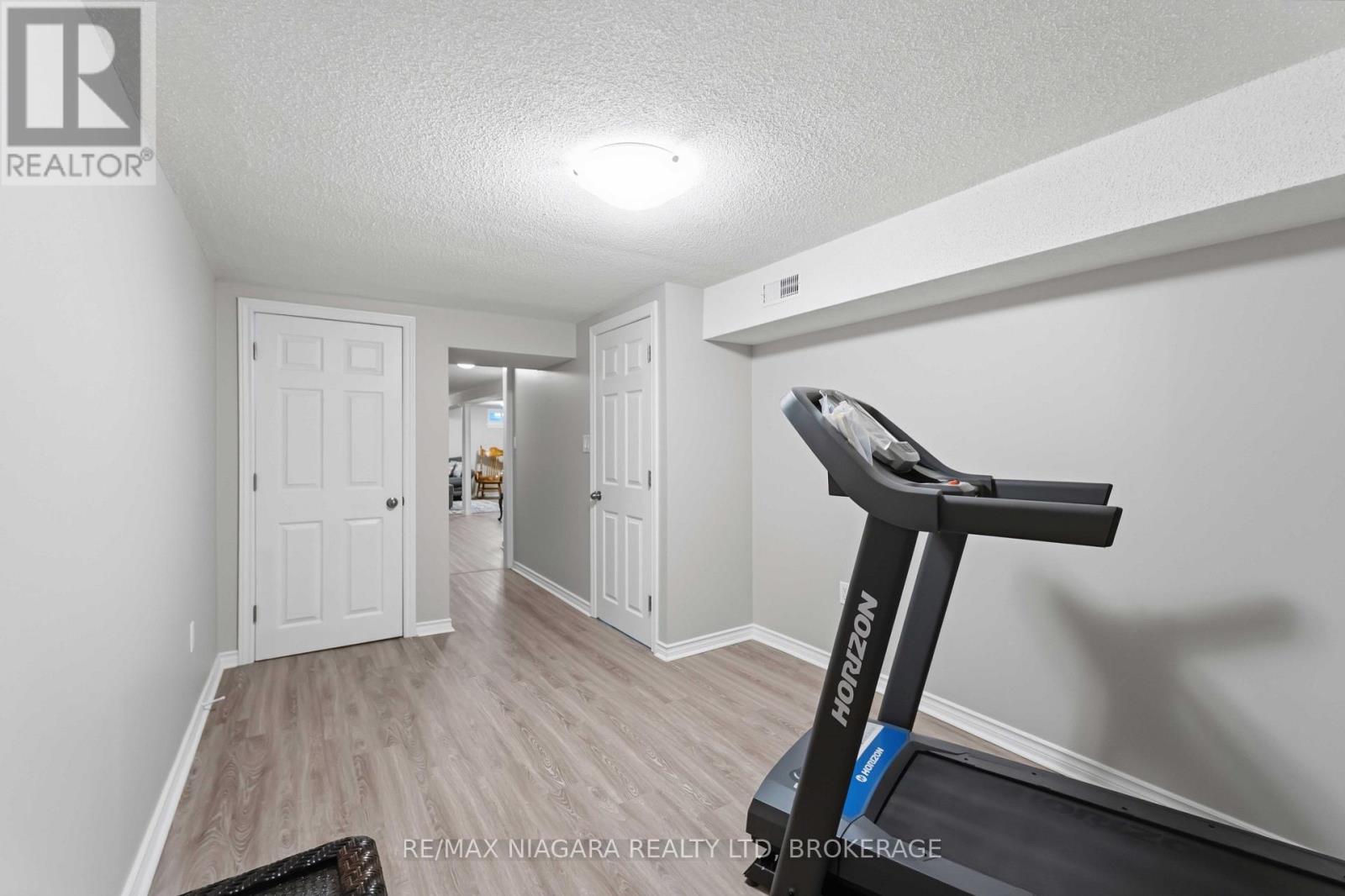 41 FOX TRAIL DRIVE - Image 35