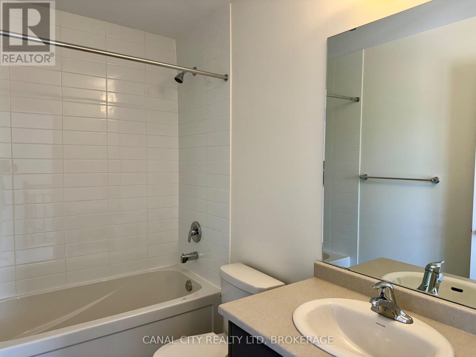 1 Vanderburg Lane — photo 27