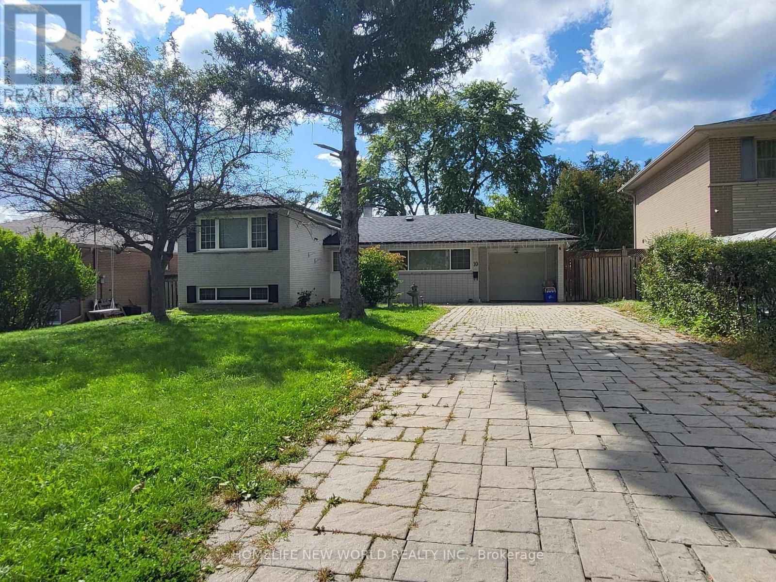 10 ALANADALE AVENUE